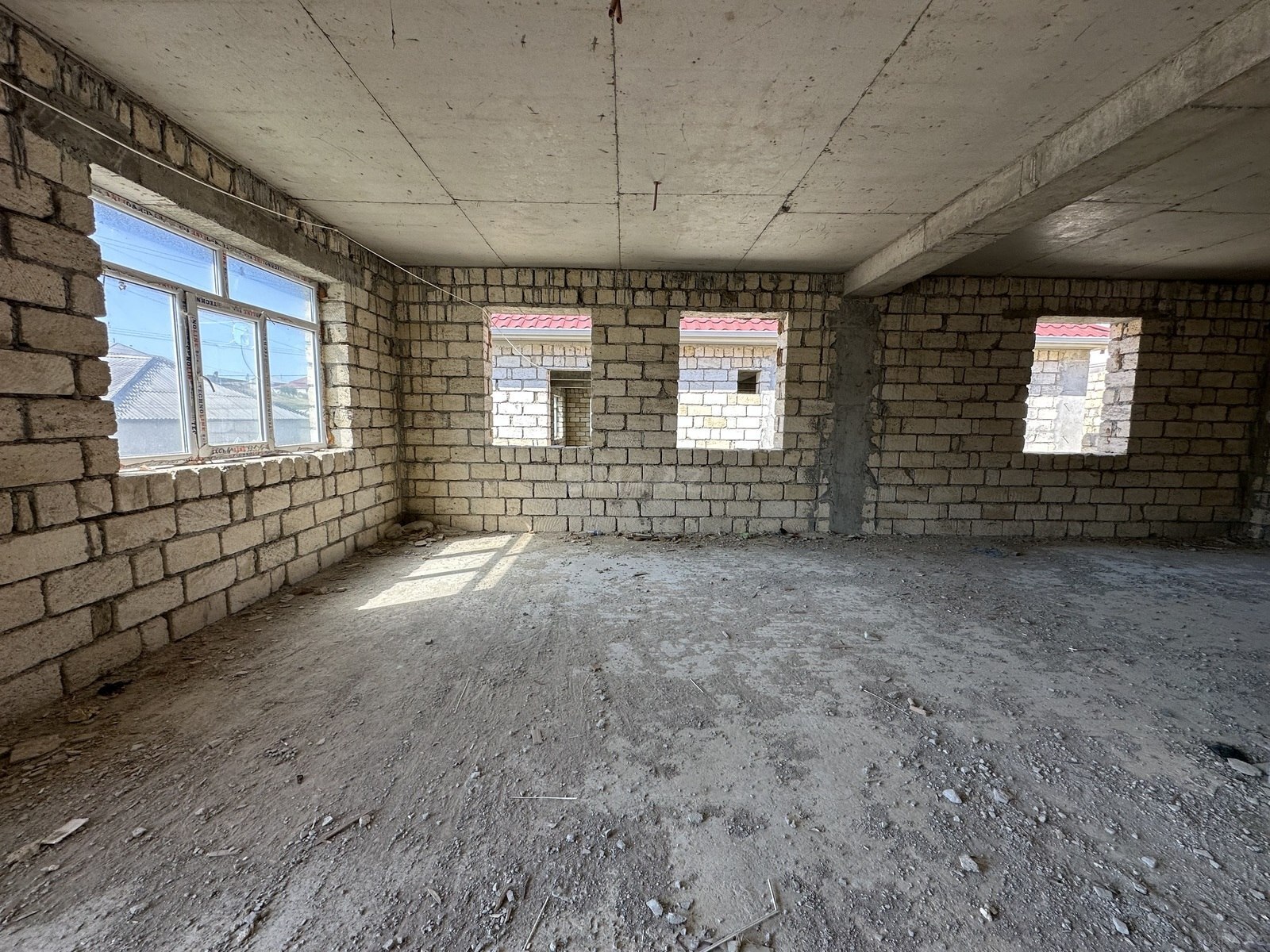 4 otaqlı Həyət evi/Bağ evi, Hökməli q., Bakı