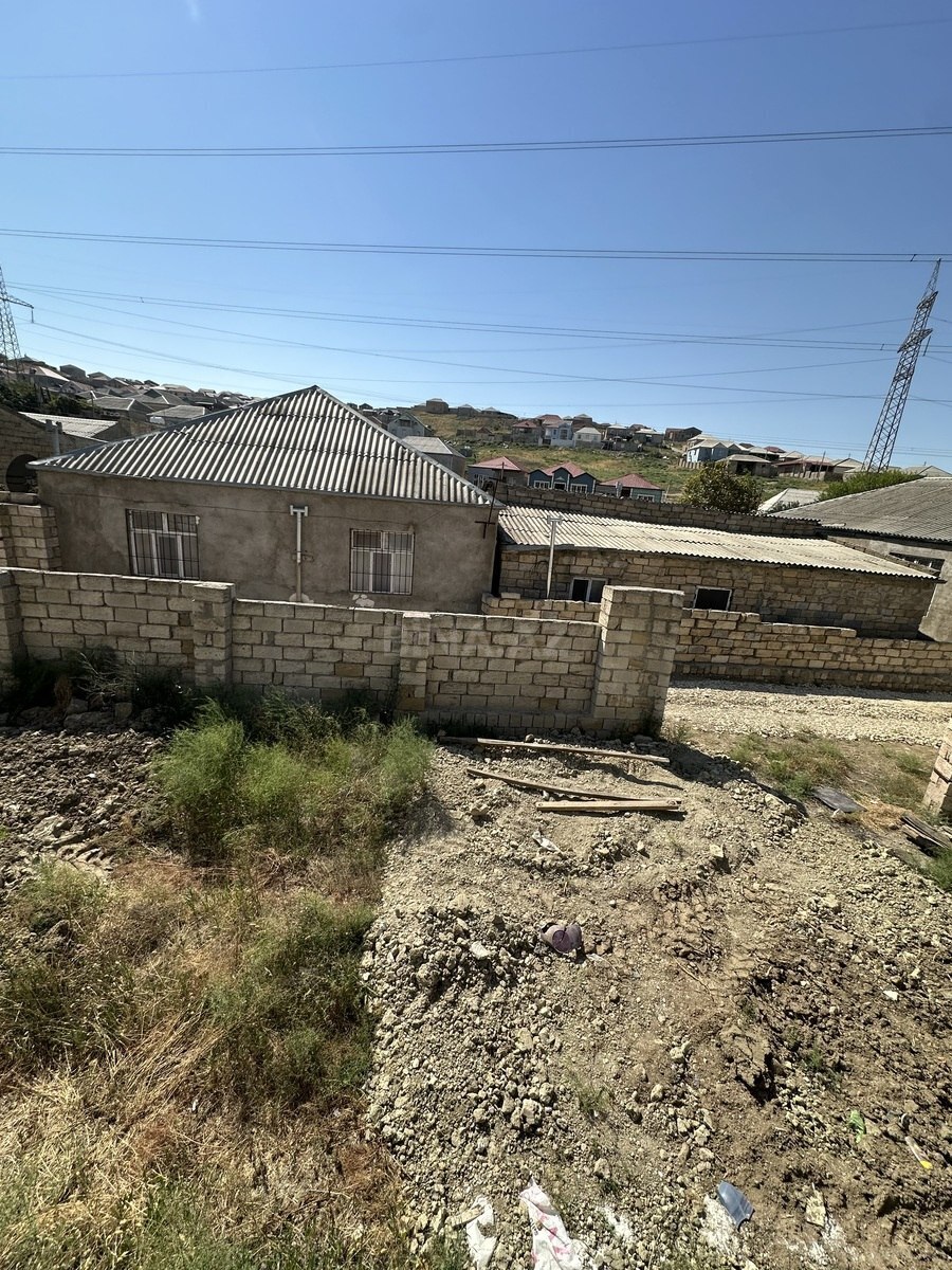 4 otaqlı Həyət evi/Bağ evi, Hökməli q., Bakı
