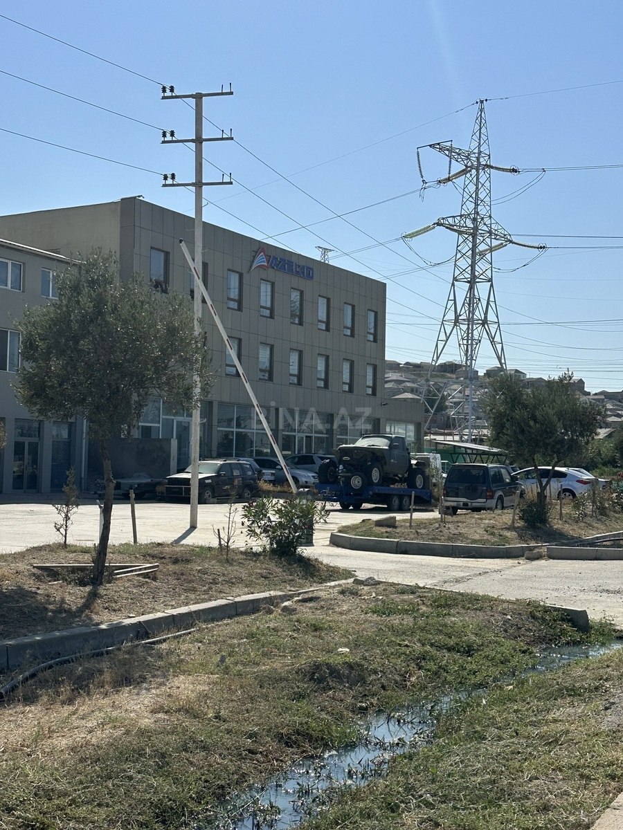 4 otaqlı Həyət evi/Bağ evi, Hökməli q., Bakı