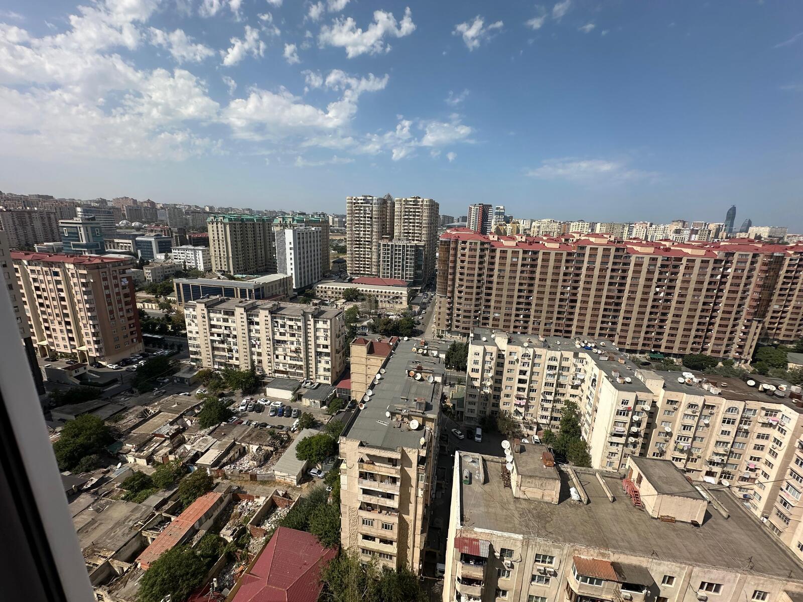 2 otaqlı Yeni tikili, Şah İsmayıl Xətai m., Bakı