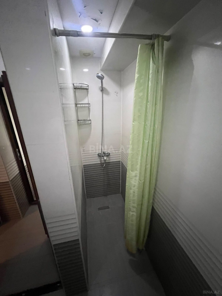 3 otaqlı Köhnə tikili, 20 Yanvar m., Bakı
