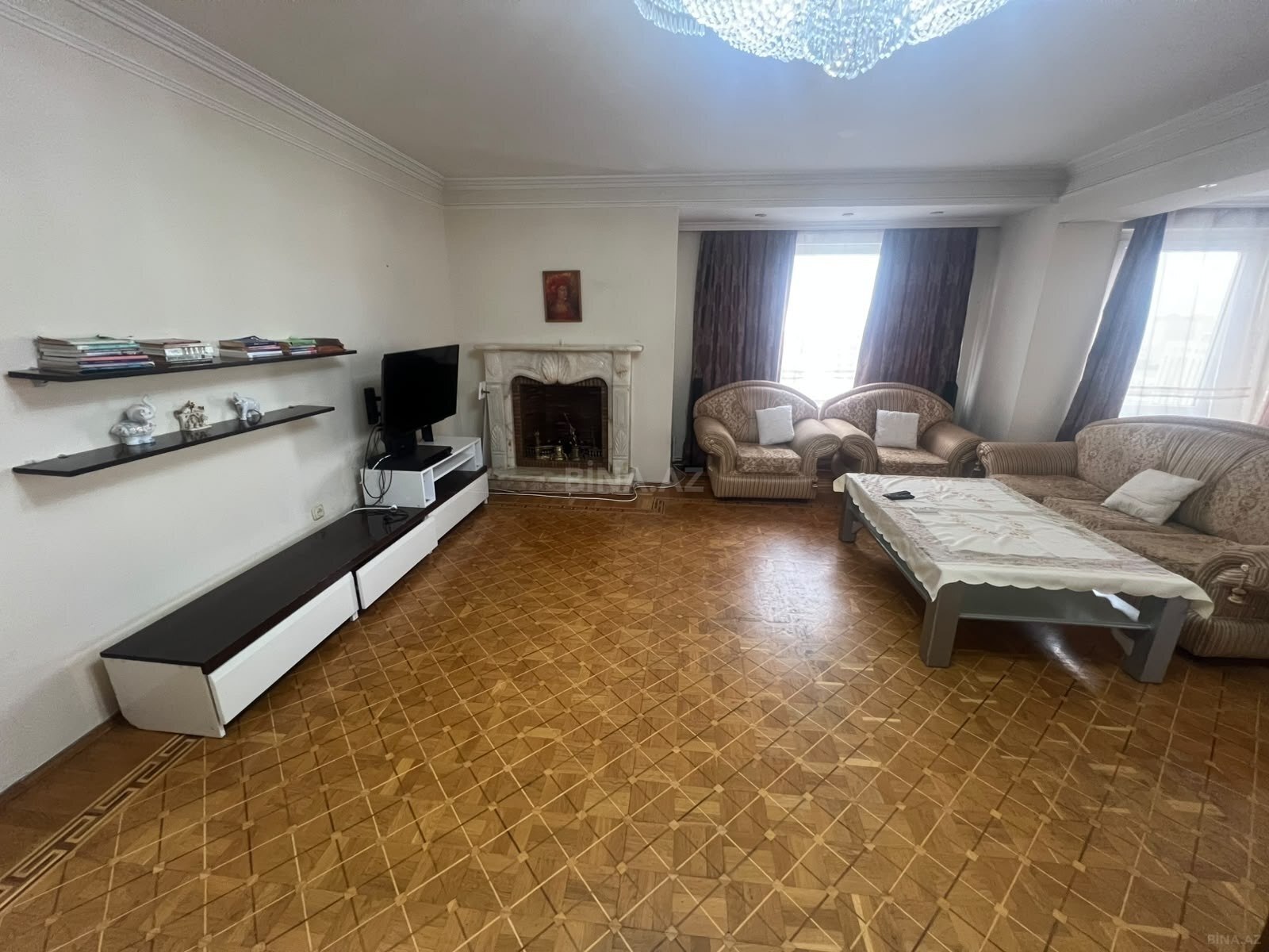 3 otaqlı Köhnə tikili, 20 Yanvar m., Bakı