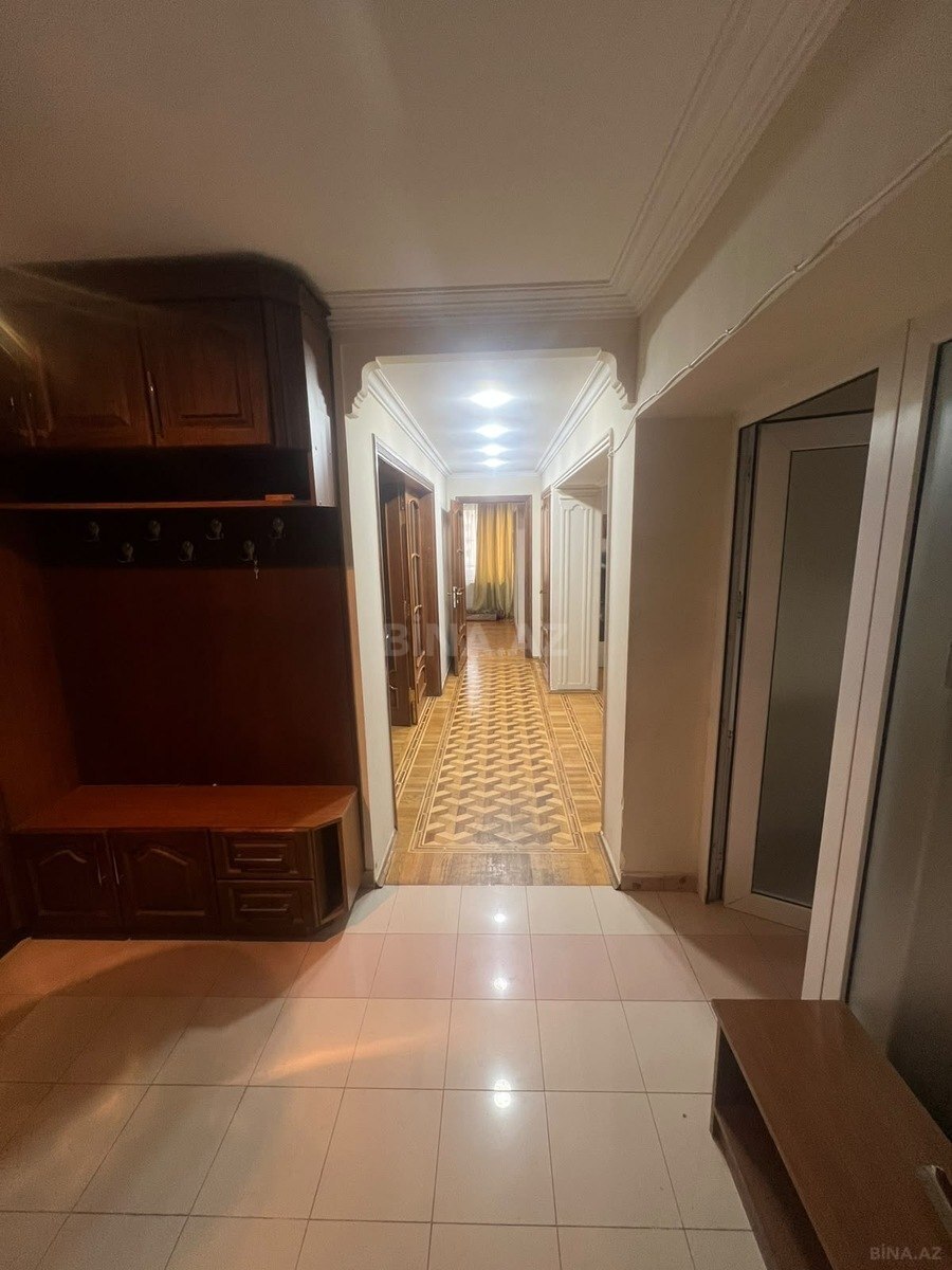 3 otaqlı Köhnə tikili, 20 Yanvar m., Bakı