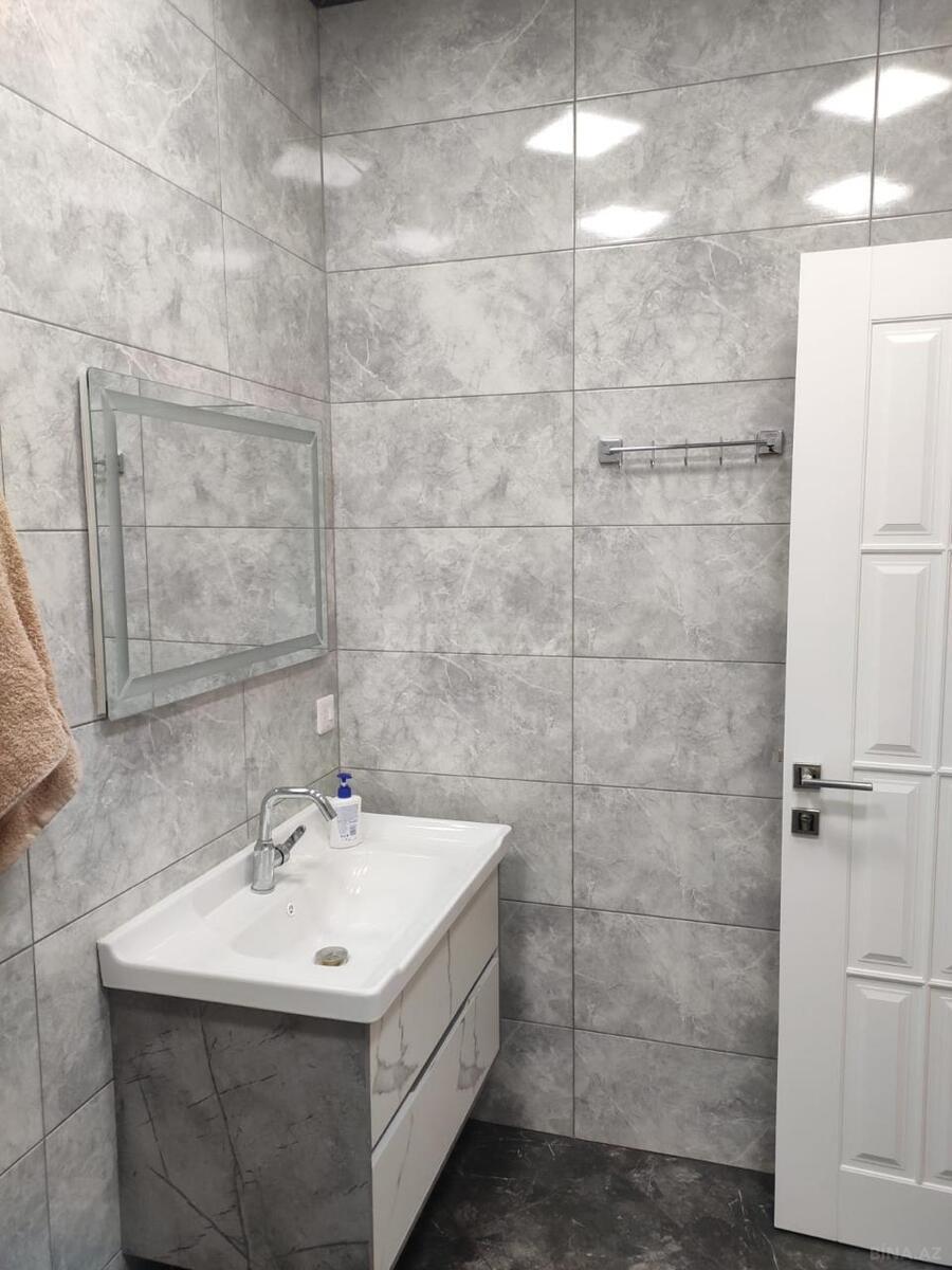 3 otaqlı Yeni tikili, 8 Noyabr m., Bakı