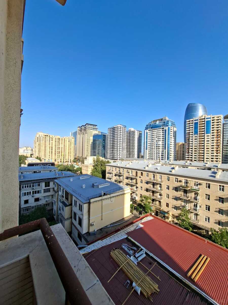 4 otaqlı Yeni tikili, 28 May m., Bakı