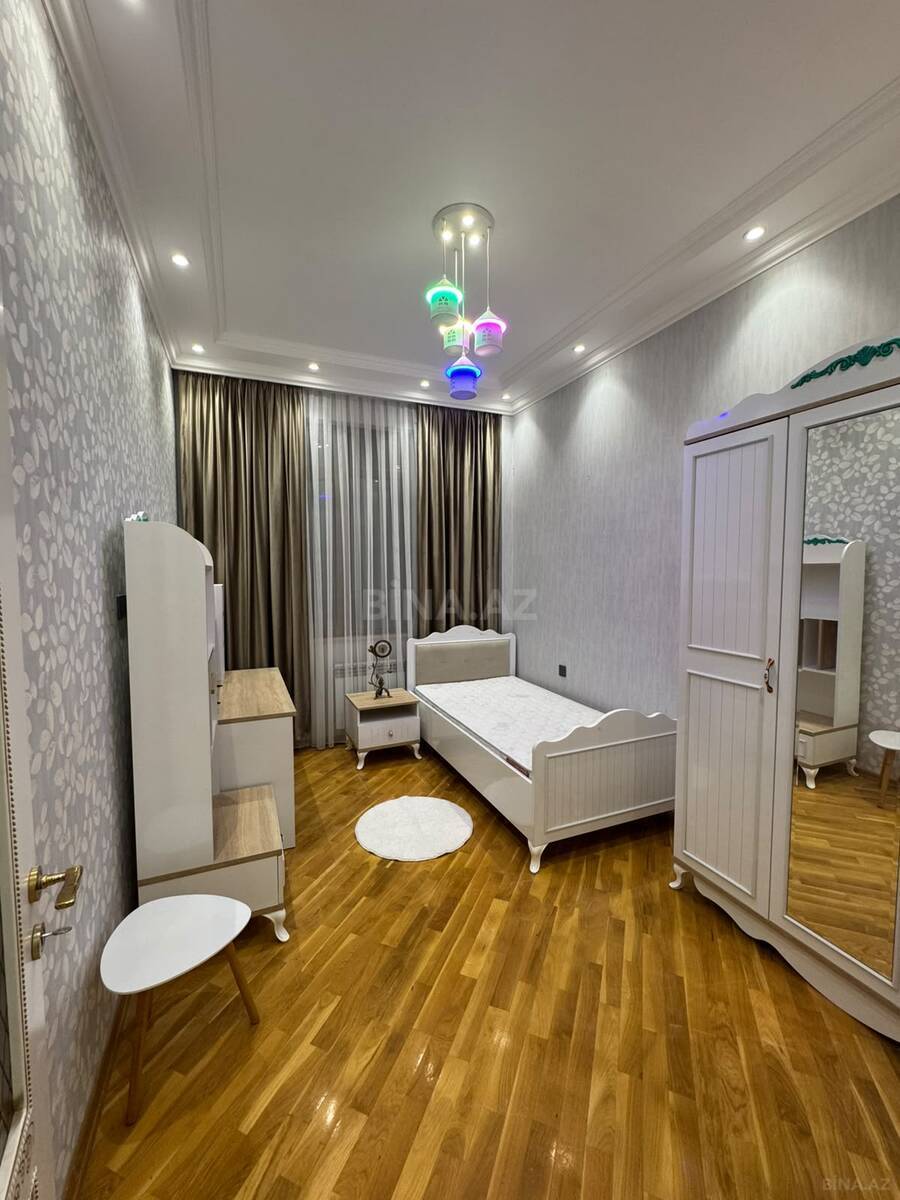 3 otaqlı Yeni tikili, 8 Noyabr m., Bakı