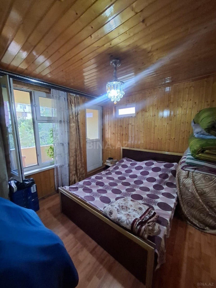 3 otaqlı Köhnə tikili, Abşeron r., Xırdalan