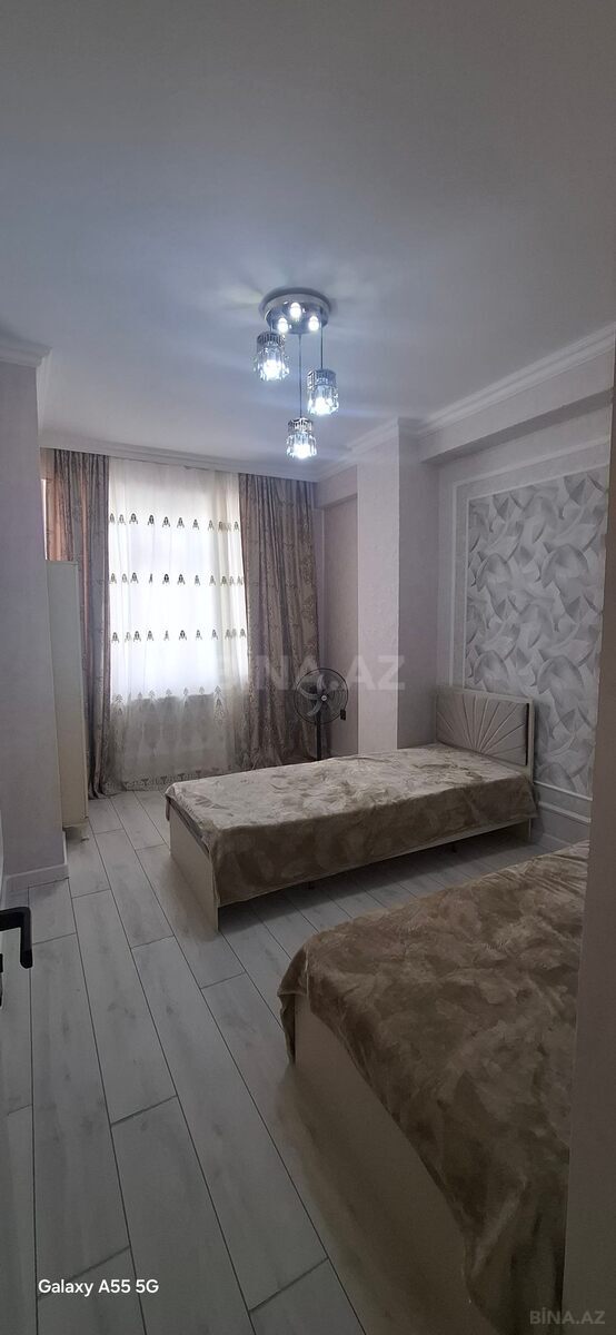 3 otaqlı Yeni tikili, Xırdalan