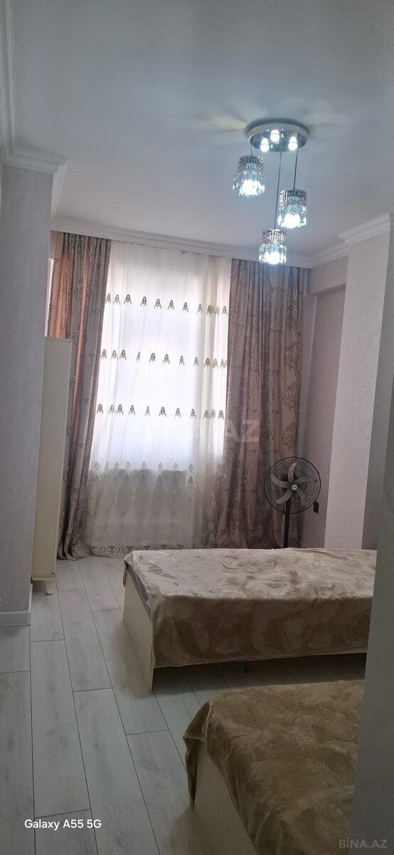 3 otaqlı Yeni tikili, Xırdalan