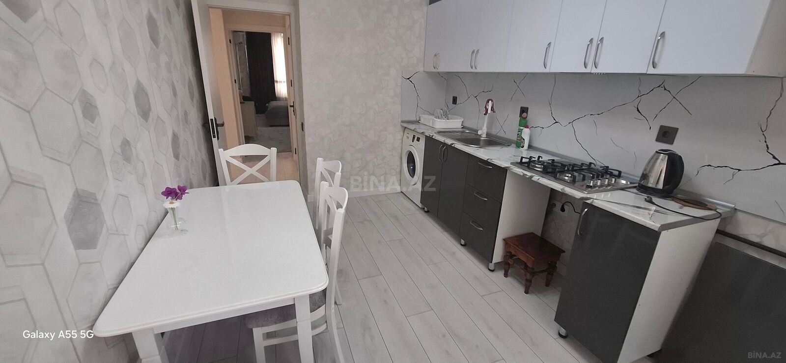 3 otaqlı Yeni tikili, Xırdalan