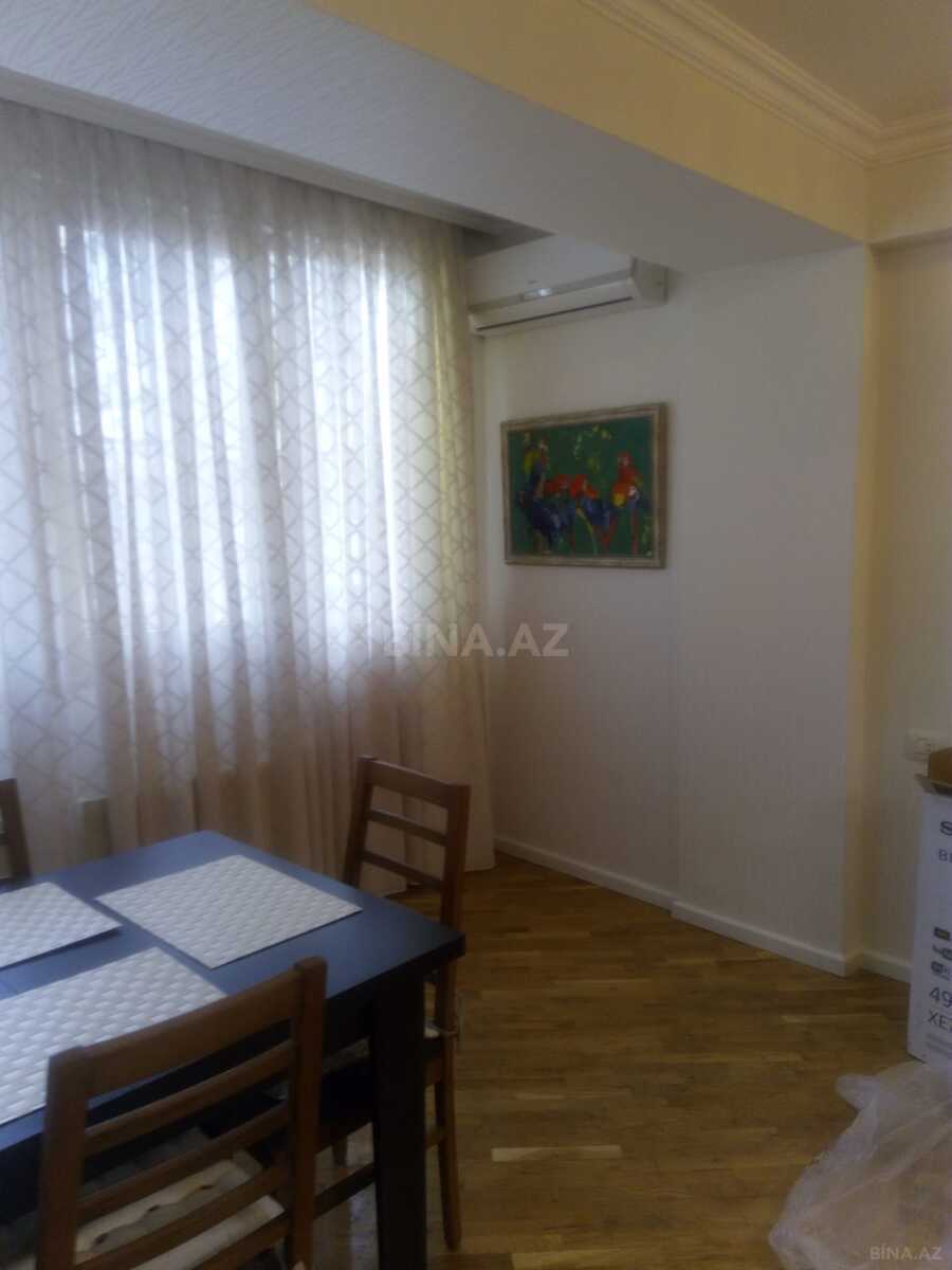 3 otaqlı Köhnə tikili, Sahil m., Bakı