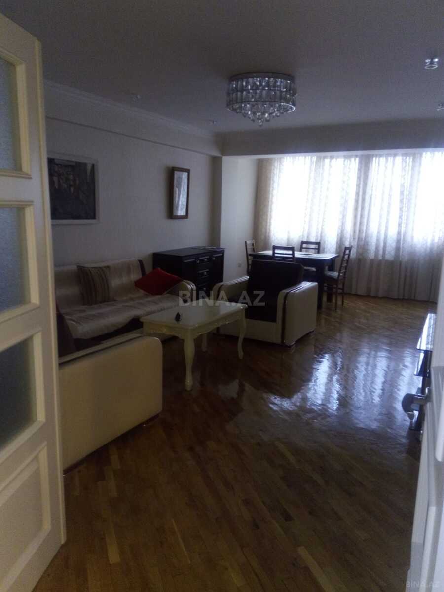 3 otaqlı Köhnə tikili, Sahil m., Bakı