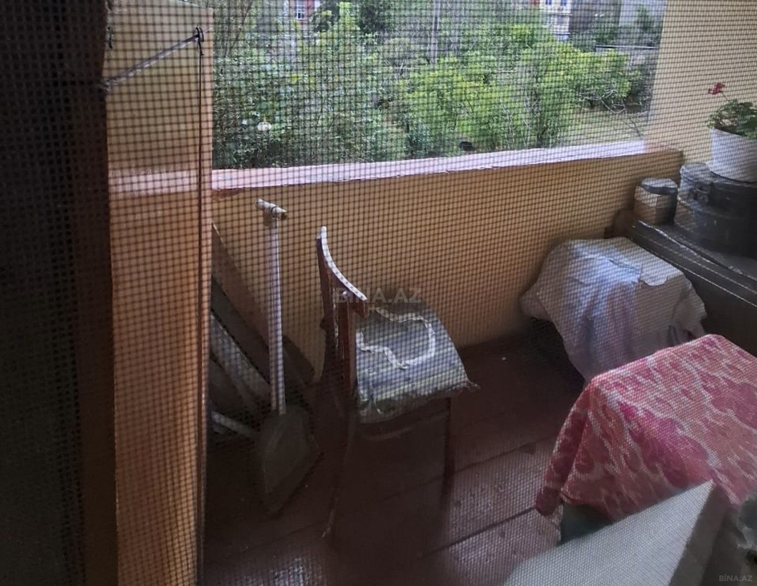 3 otaqlı Köhnə tikili, Abşeron r., Xırdalan