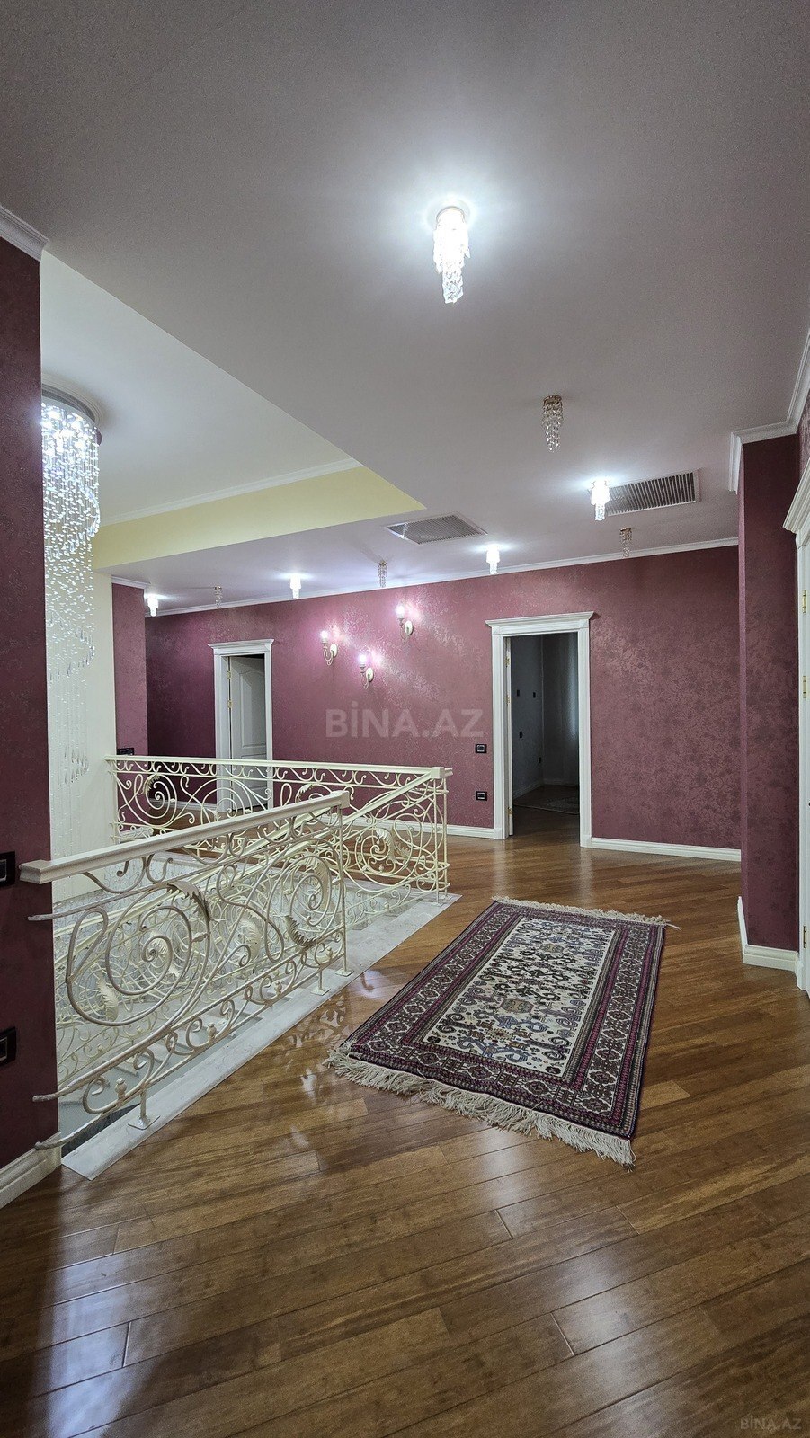 9 otaqlı Yeni tikili, Elmlər Akademiyası m., Bakı