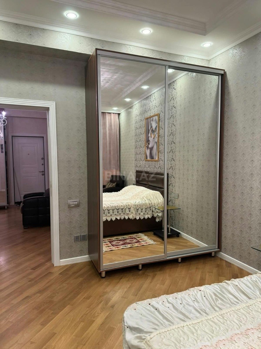 3 otaqlı Yeni tikili, Nizami m., Bakı