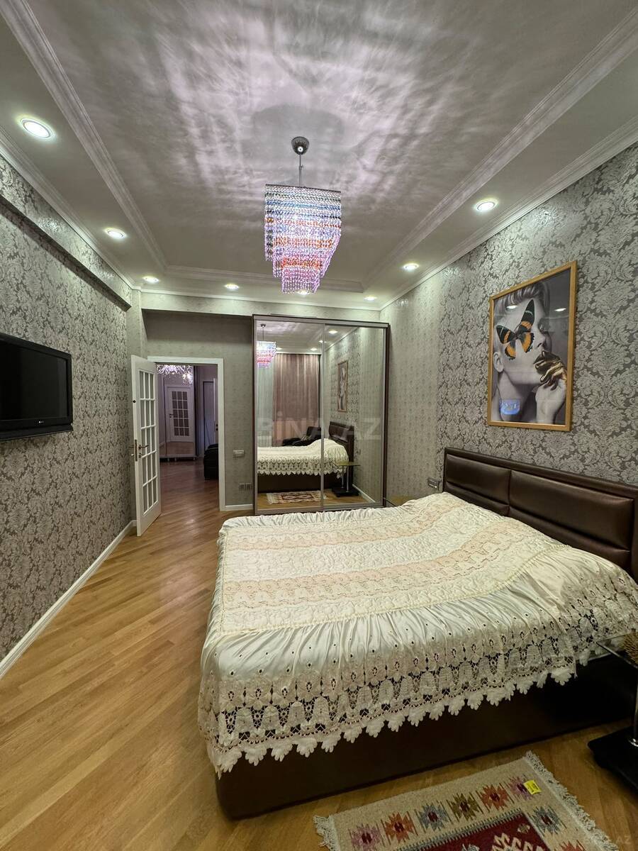 3 otaqlı Yeni tikili, Nizami m., Bakı