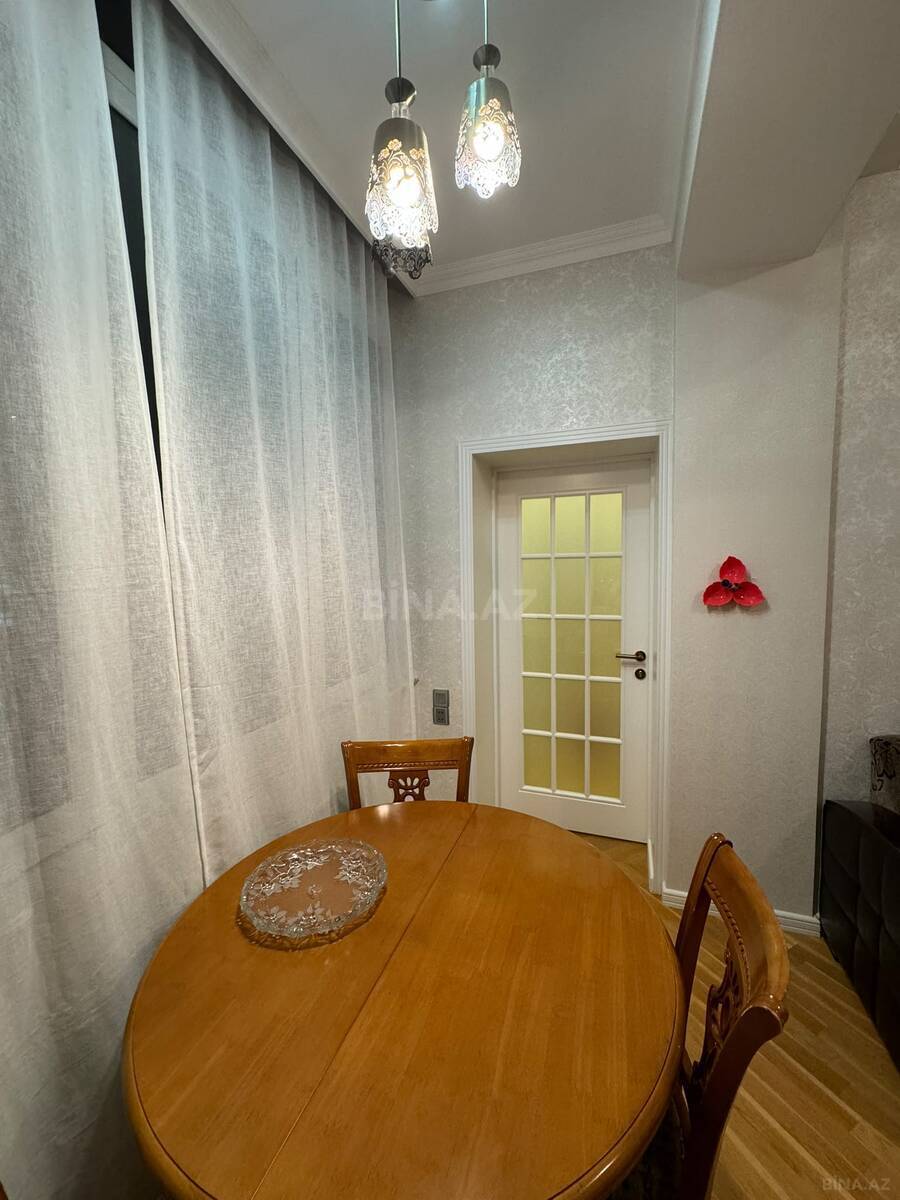 3 otaqlı Yeni tikili, Nizami m., Bakı