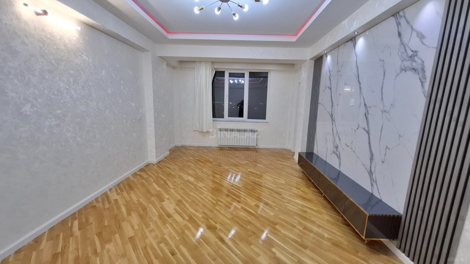 3 otaqlı Yeni tikili, 7-ci mikrorayon q., Bakı