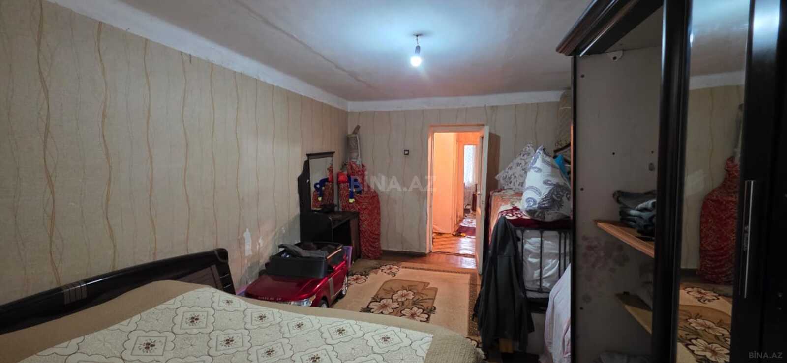 3 otaqlı Köhnə tikili, Qara Qarayev m., Bakı