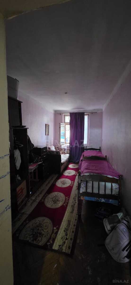 3 otaqlı Köhnə tikili, Qara Qarayev m., Bakı