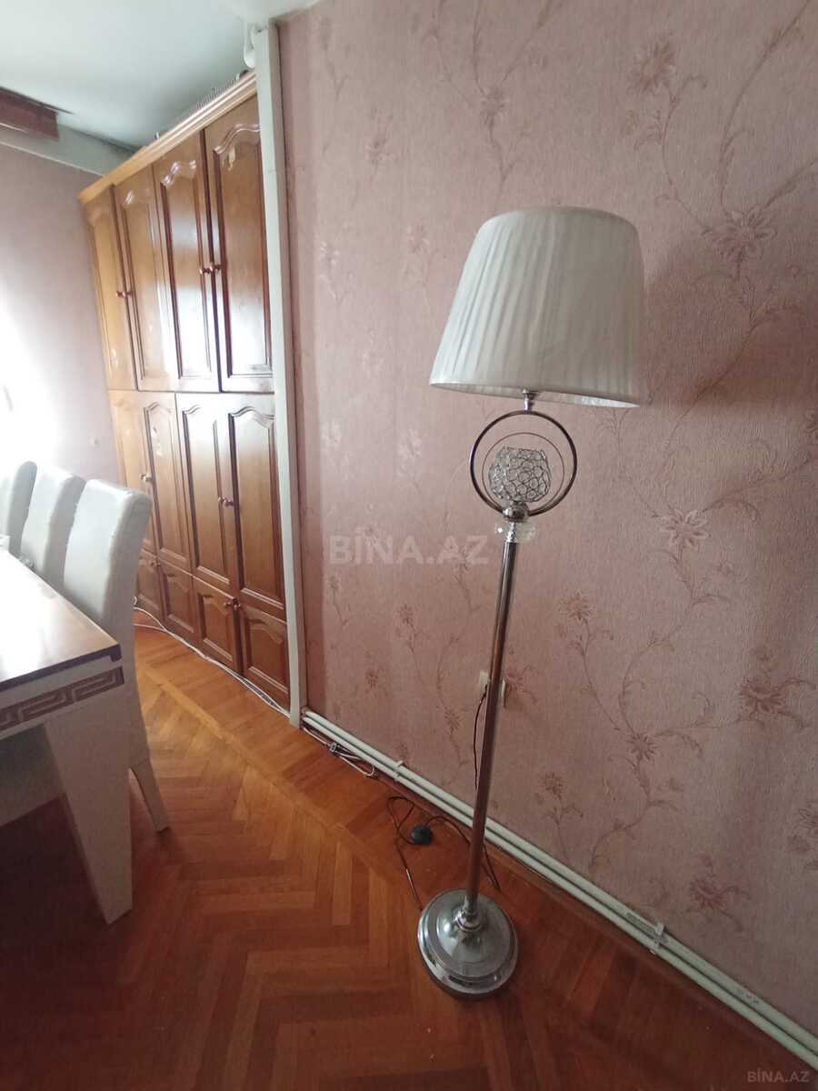2 otaqlı Köhnə tikili, İnşaatçılar m., Bakı