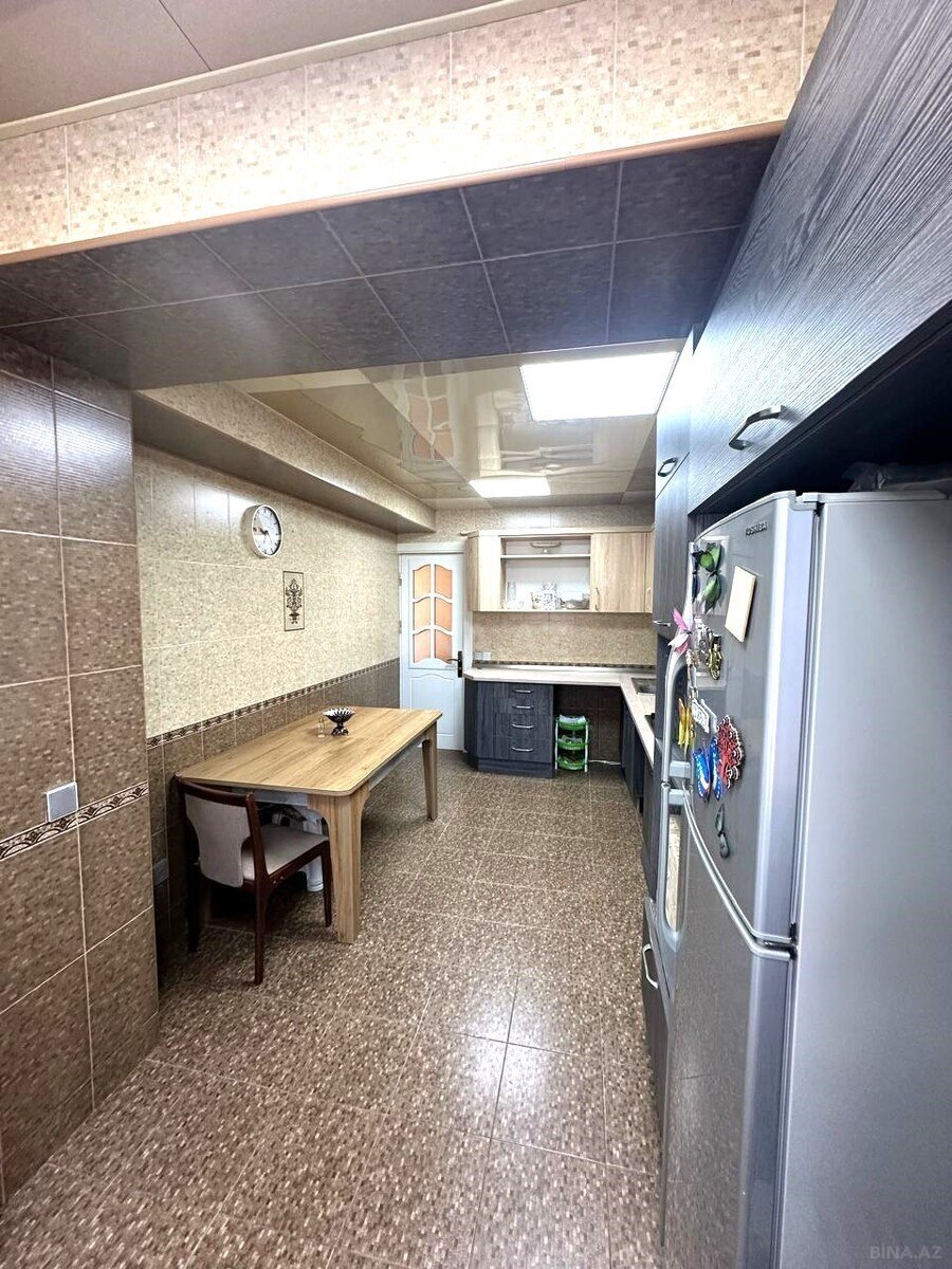 1 otaqlı Köhnə tikili, Gənclik m., Bakı