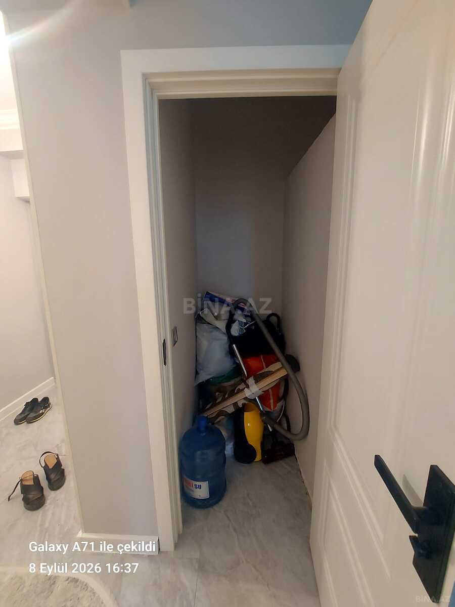 3 otaqlı Köhnə tikili, 8 Noyabr m., Bakı