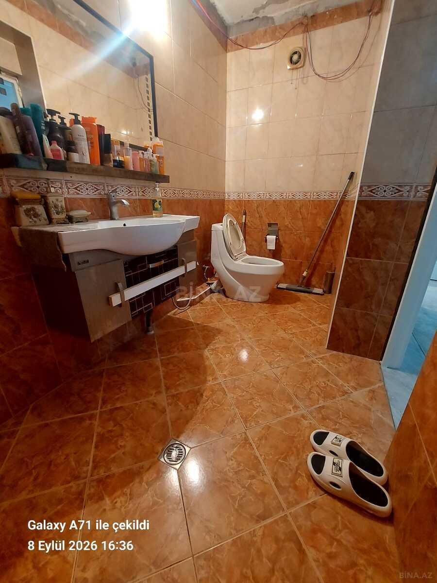 3 otaqlı Köhnə tikili, 8 Noyabr m., Bakı