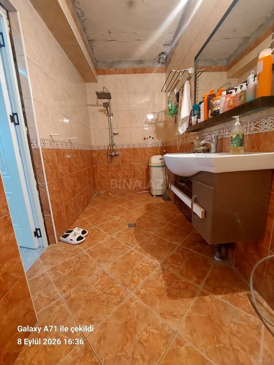 3 otaqlı Köhnə tikili, 8 Noyabr m., Bakı