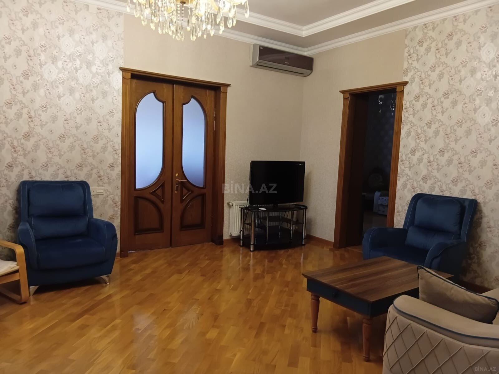 5 otaqlı Həyət evi/Bağ evi, Qax