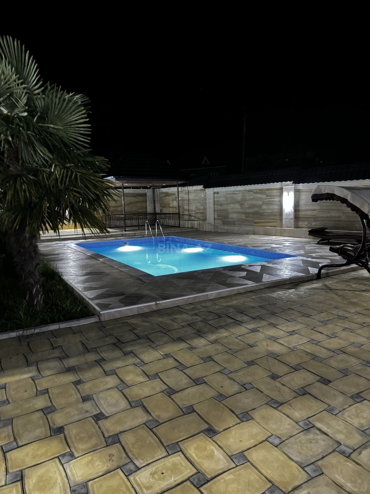 5 otaqlı Həyət evi/Bağ evi, Qax
