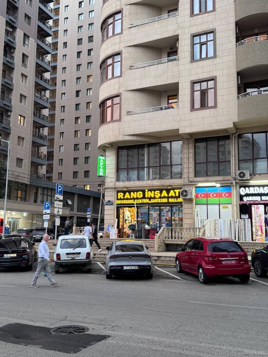 Obyekt Azadlıq Prospekti m., Bakı