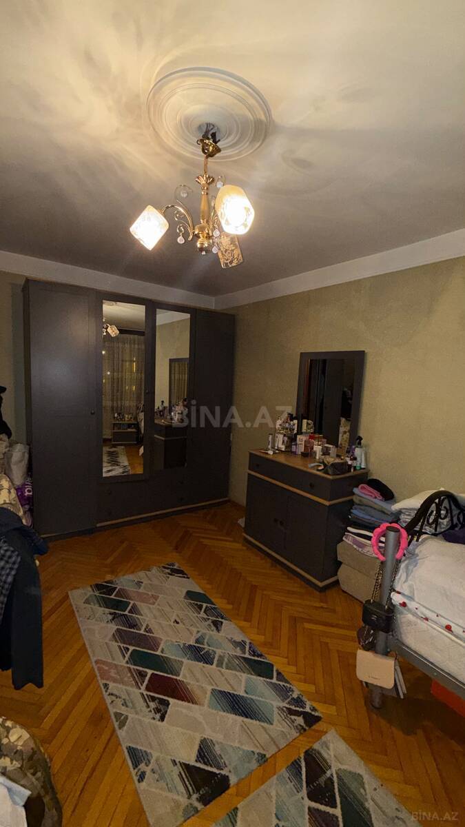 3 otaqlı Köhnə tikili, Əhmədli q., Bakı