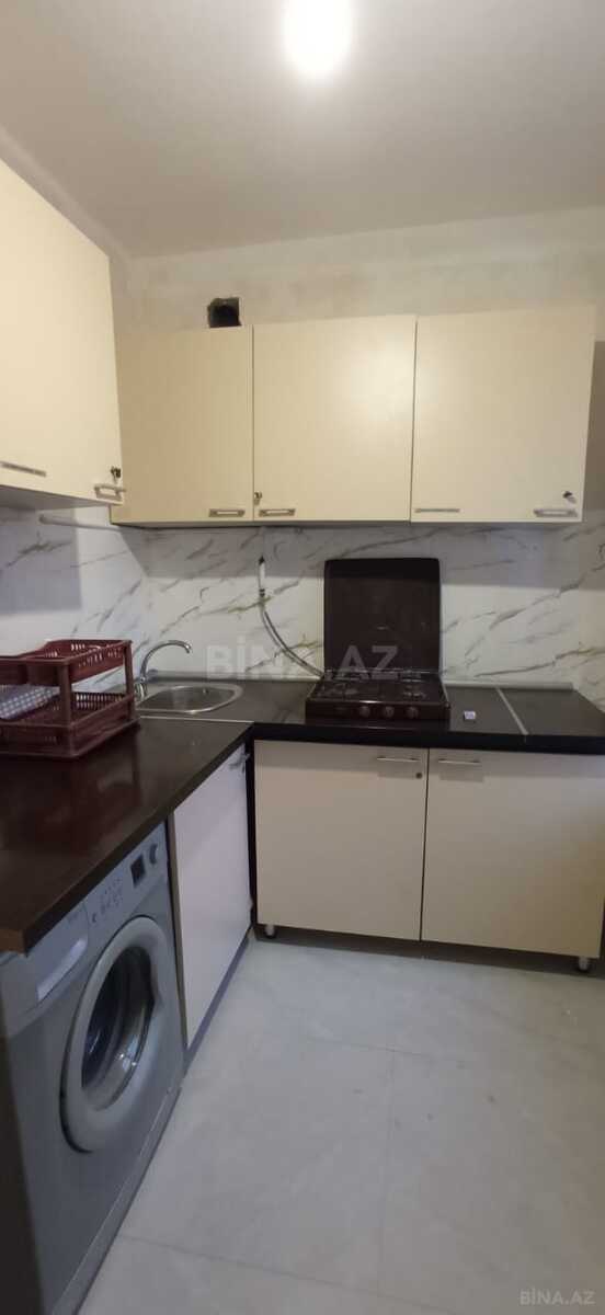 2 otaqlı Köhnə tikili, Bakıxanov q., Bakı