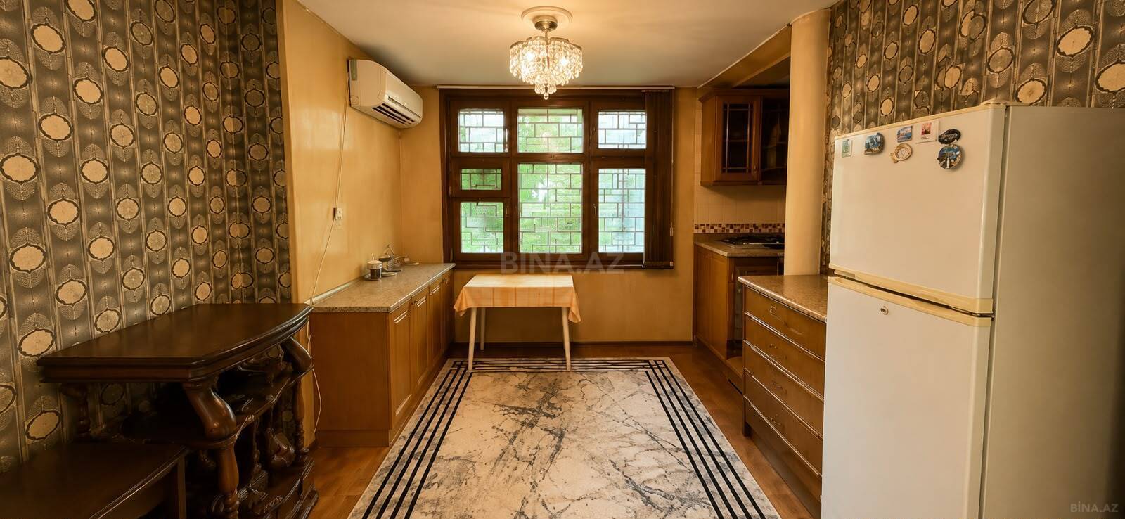 3 otaqlı Köhnə tikili, Elmlər Akademiyası m., Bakı