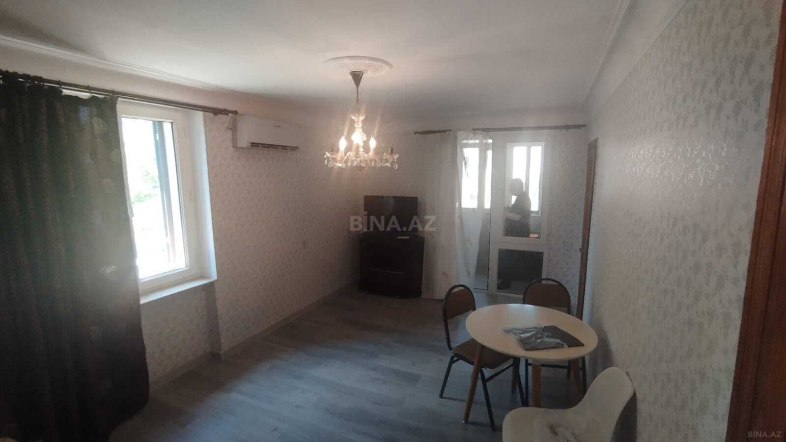1 otaqlı Köhnə tikili, Elmlər Akademiyası m., Bakı