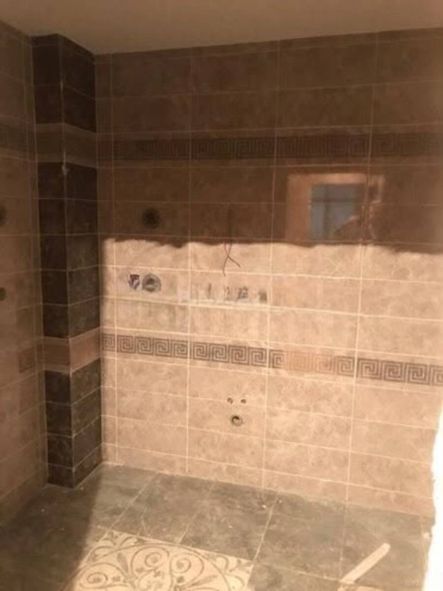 4 otaqlı Yeni tikili, Nizami m., Bakı