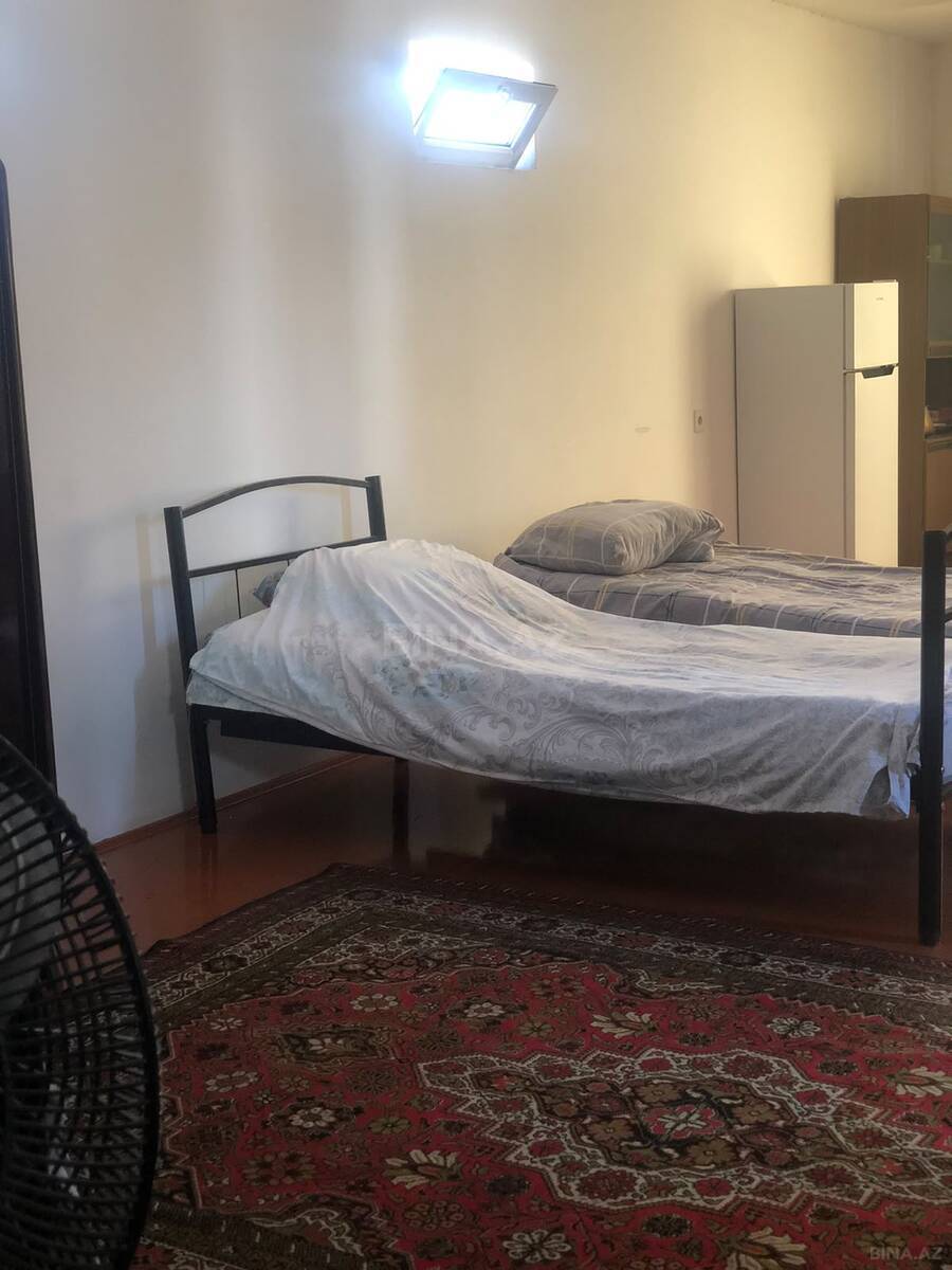 1 otaqlı Köhnə tikili, 8 Noyabr m., Bakı