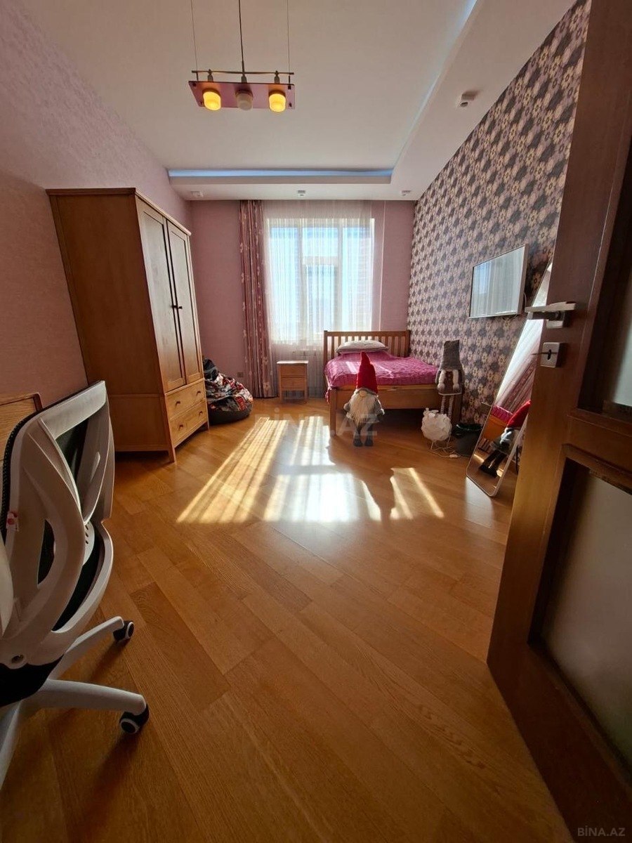 4 otaqlı Yeni tikili, Xətai r., Bakı