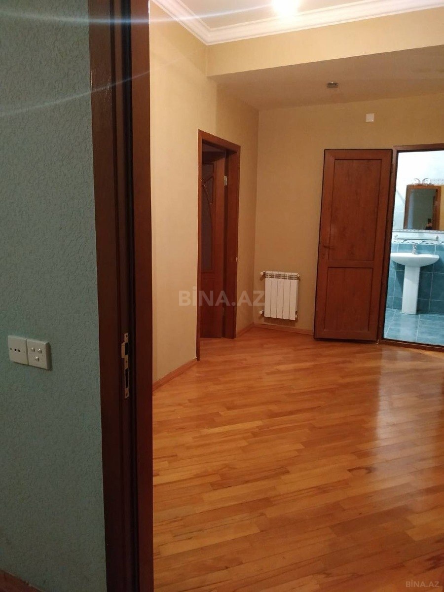 3 otaqlı Köhnə tikili, 8-ci kilometr q., Bakı