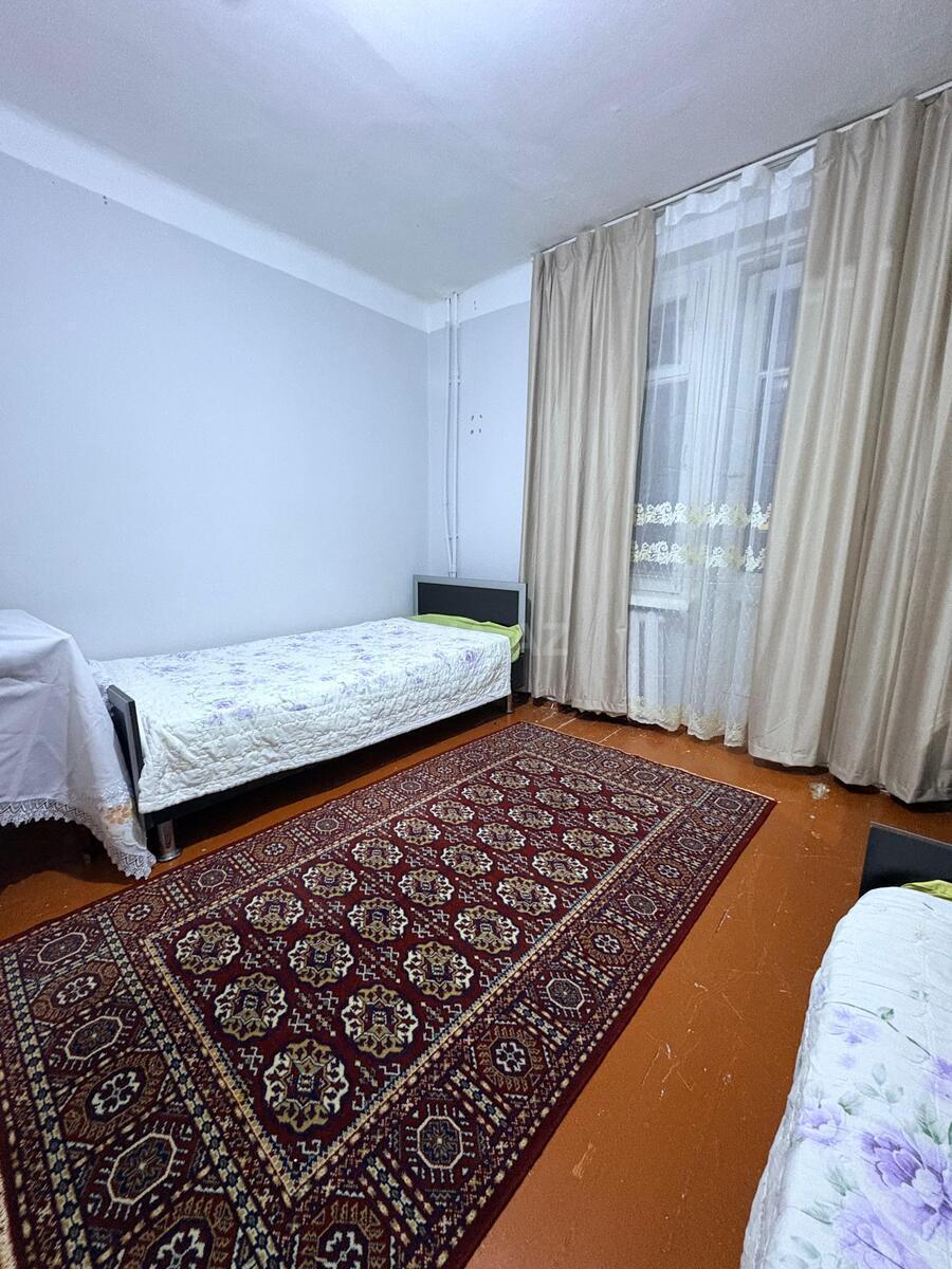 1 otaqlı Köhnə tikili, Elmlər Akademiyası m., Bakı