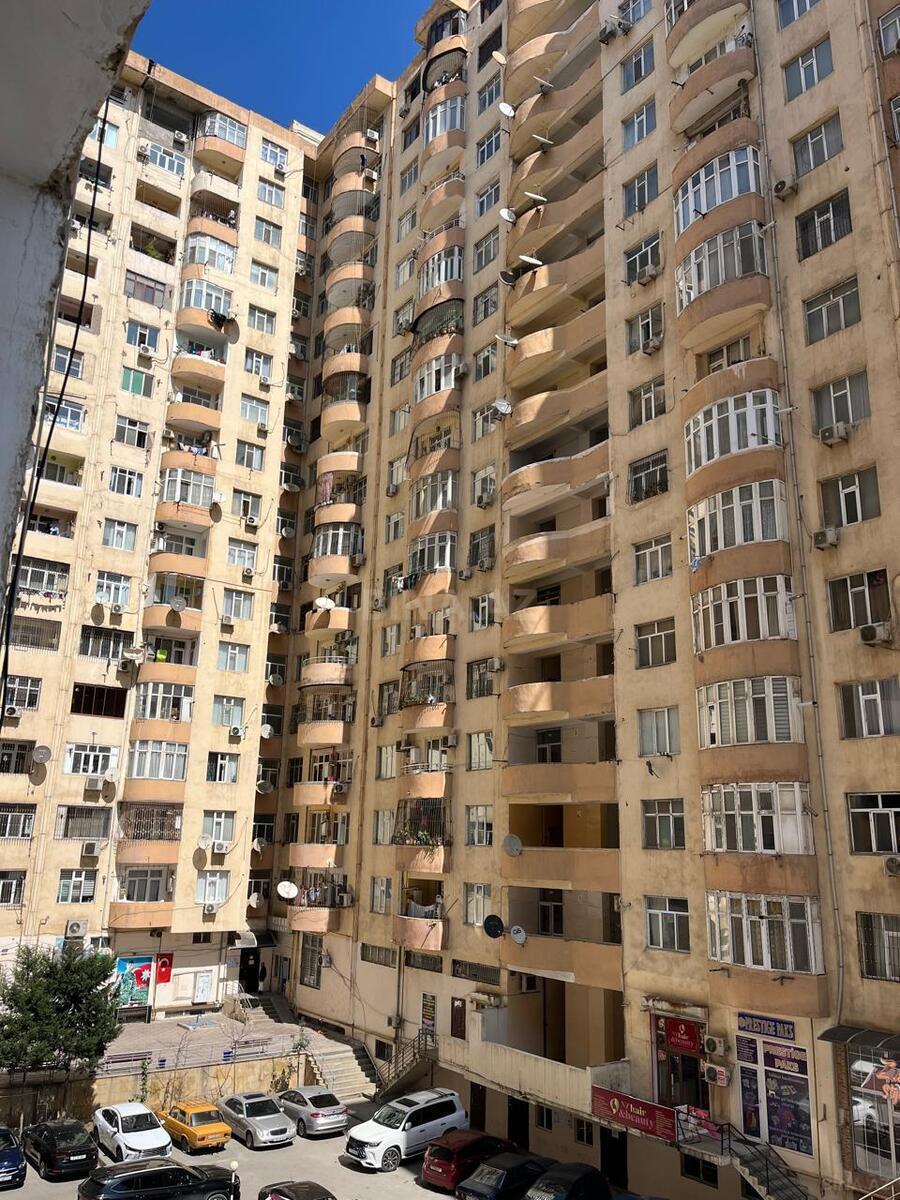 3 otaqlı Yeni tikili, İnşaatçılar m., Bakı