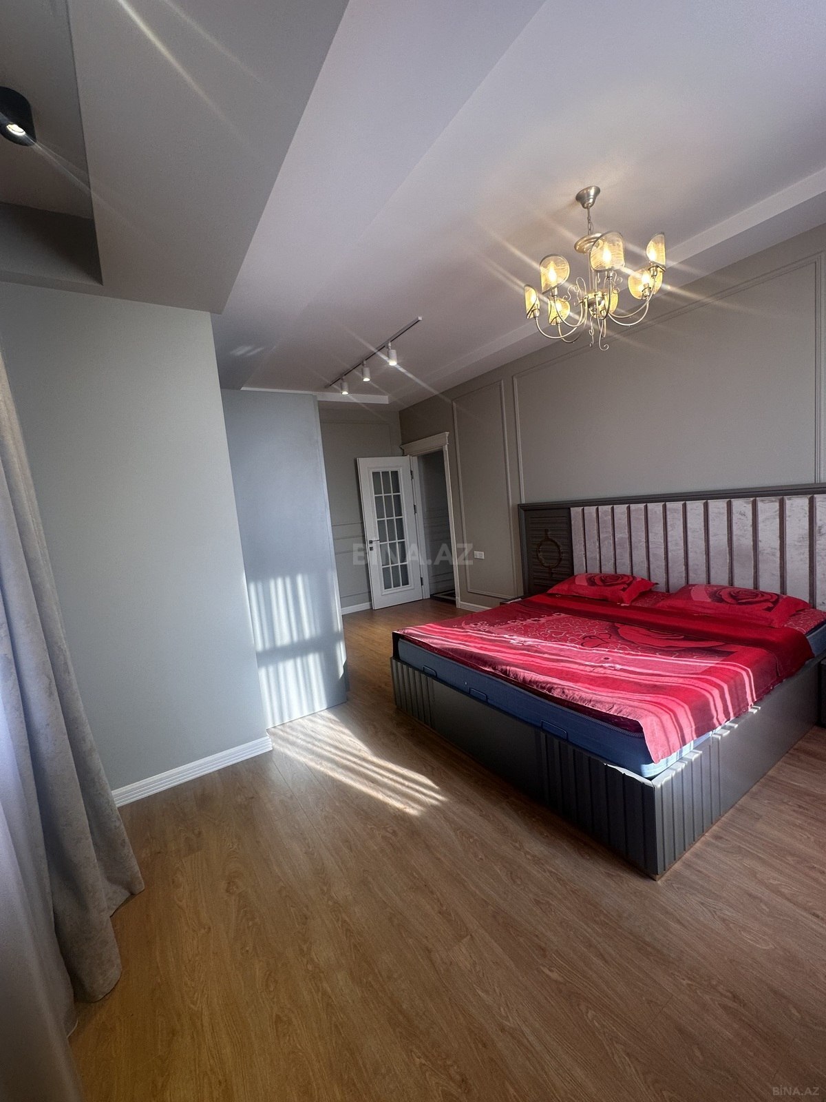 3 otaqlı Yeni tikili, Avtovağzal m., Bakı
