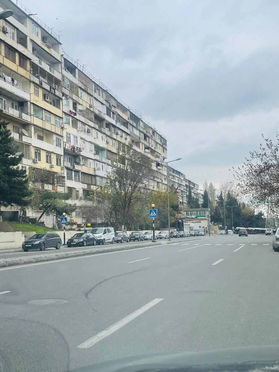 3 otaqlı Köhnə tikili, 9-cu mikrorayon q., Bakı