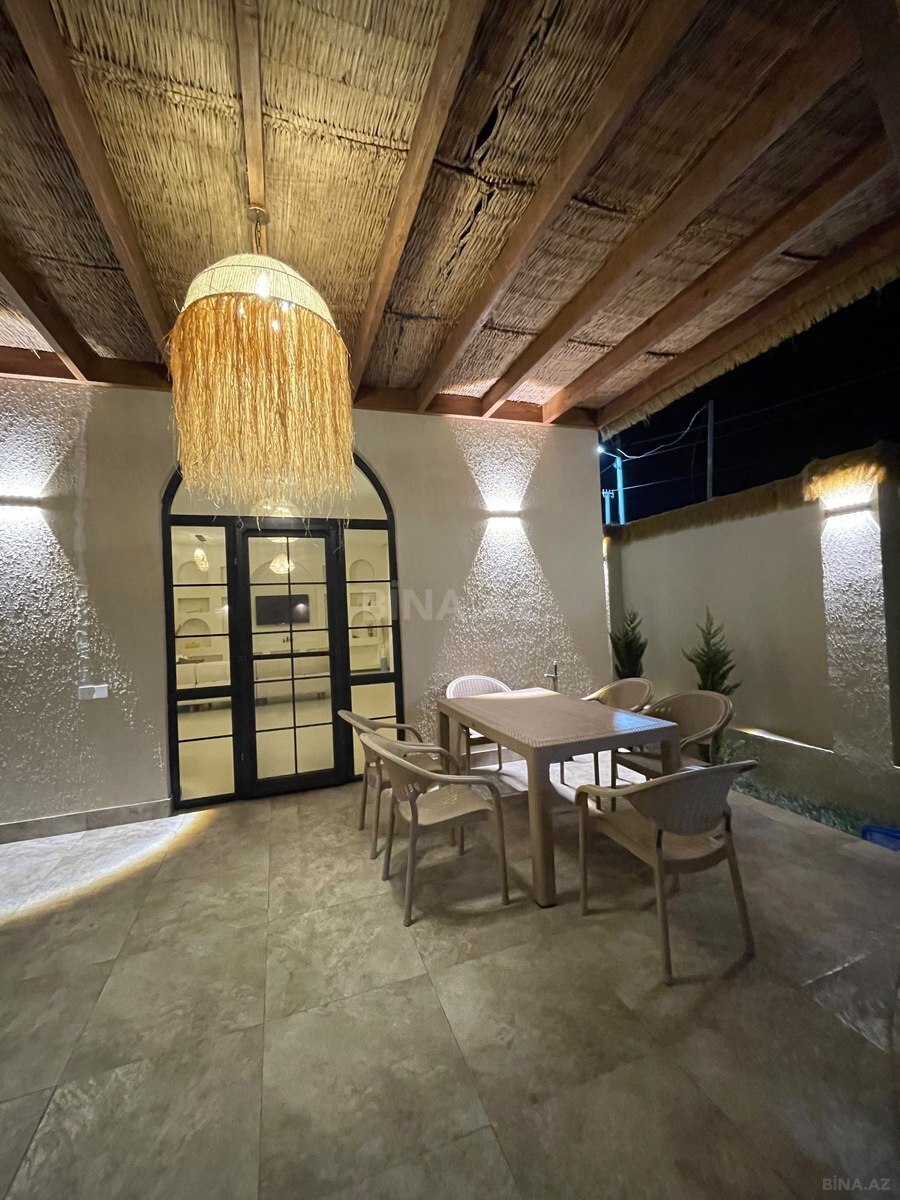 4 otaqlı Həyət evi/Bağ evi, Buzovna q., Bakı