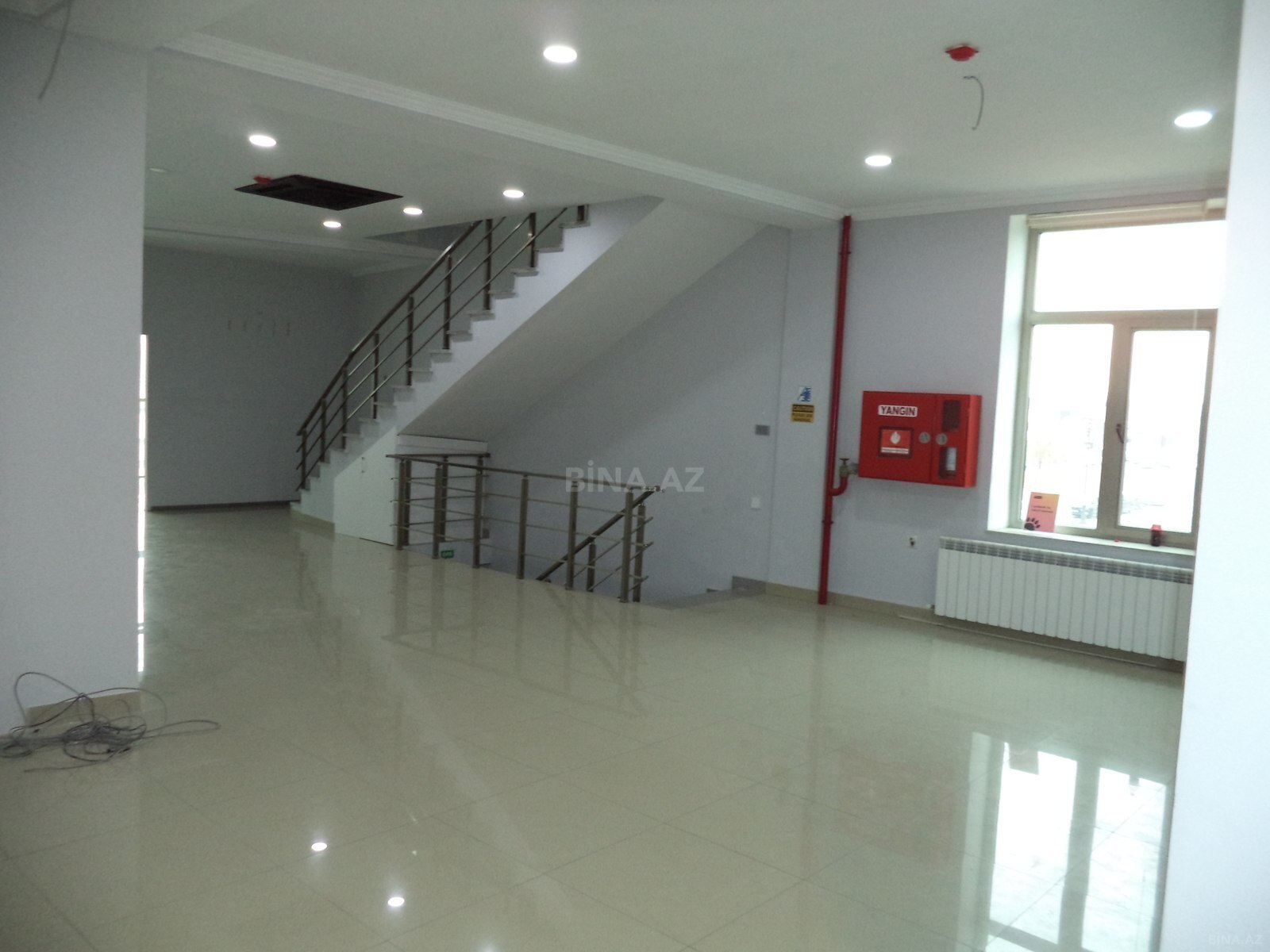 12 otaqlı Ofis, Şah İsmayıl Xətai m., Bakı
