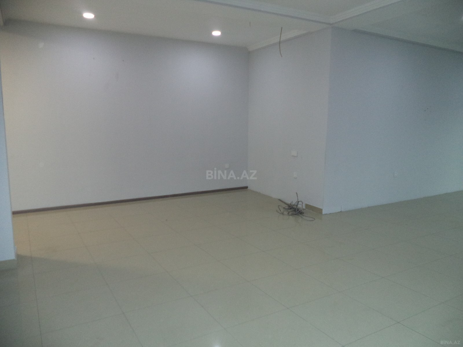 12 otaqlı Ofis, Şah İsmayıl Xətai m., Bakı