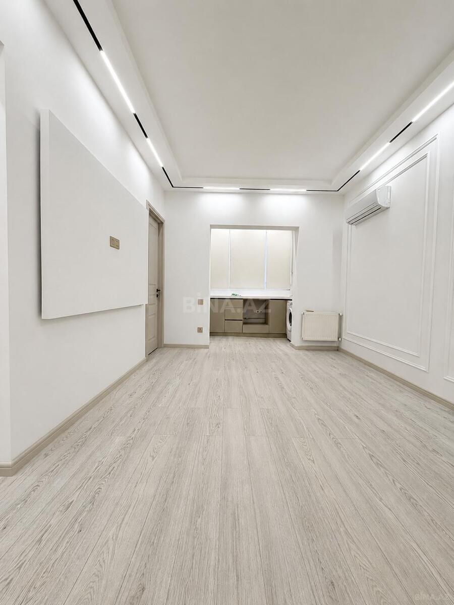 3 otaqlı Köhnə tikili, Gənclik m., Bakı