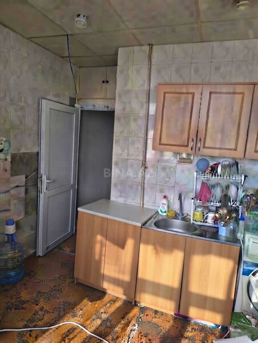 2 otaqlı Köhnə tikili, Əhmədli m., Bakı