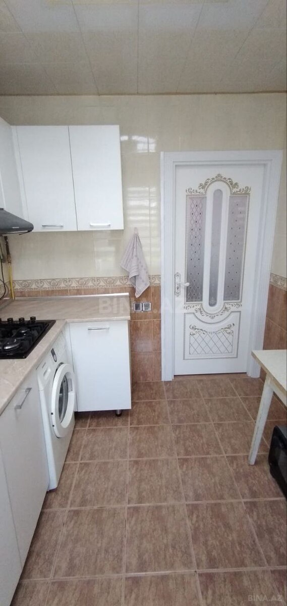 3 otaqlı Köhnə tikili, 7-ci mikrorayon q., Bakı